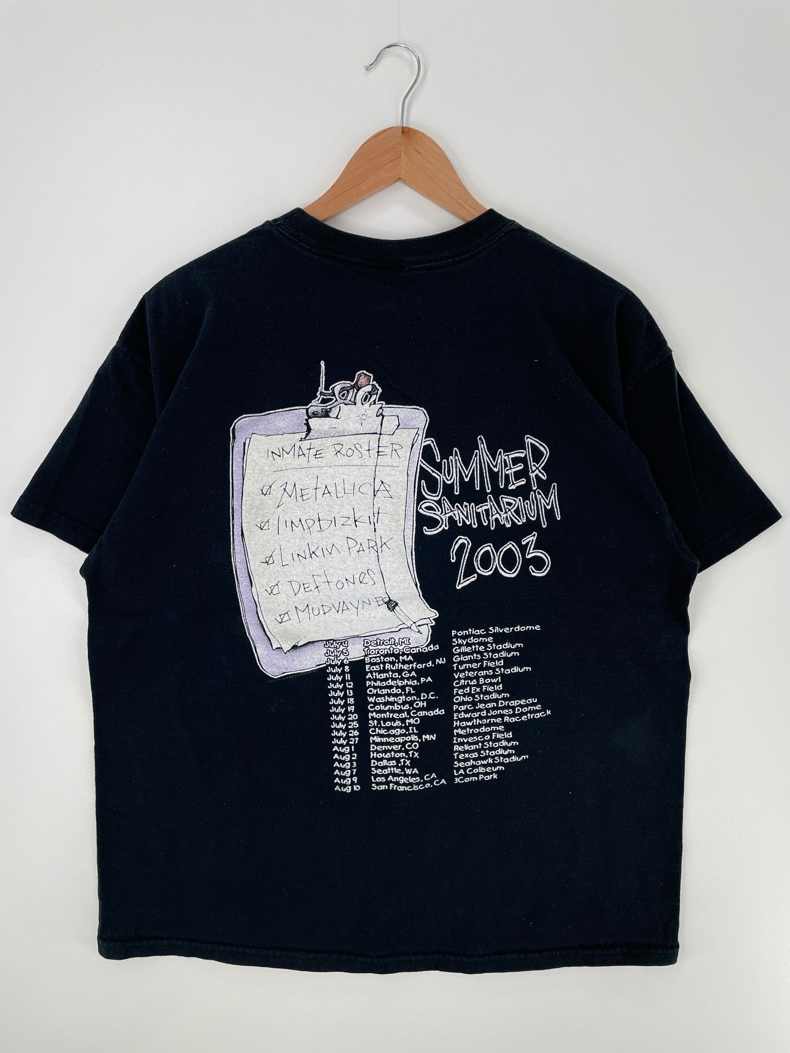 2005 METALLICA Size XL Music Tour T-shirts / Y439