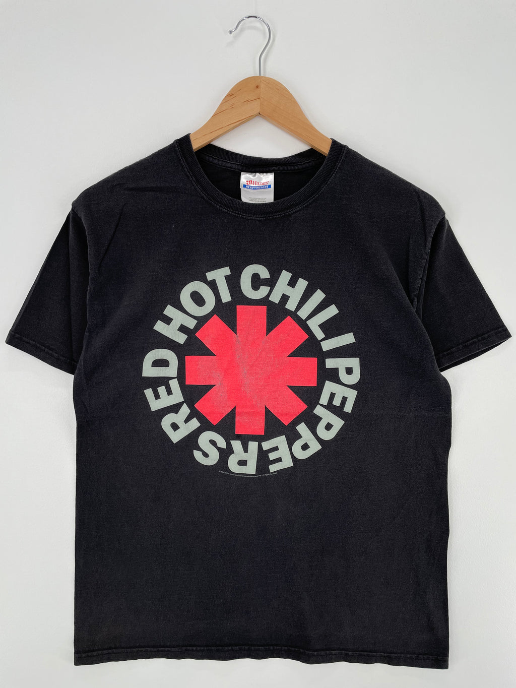 2006 RED HOT CHILI PEPERS Size M Music T-shirts / Y480