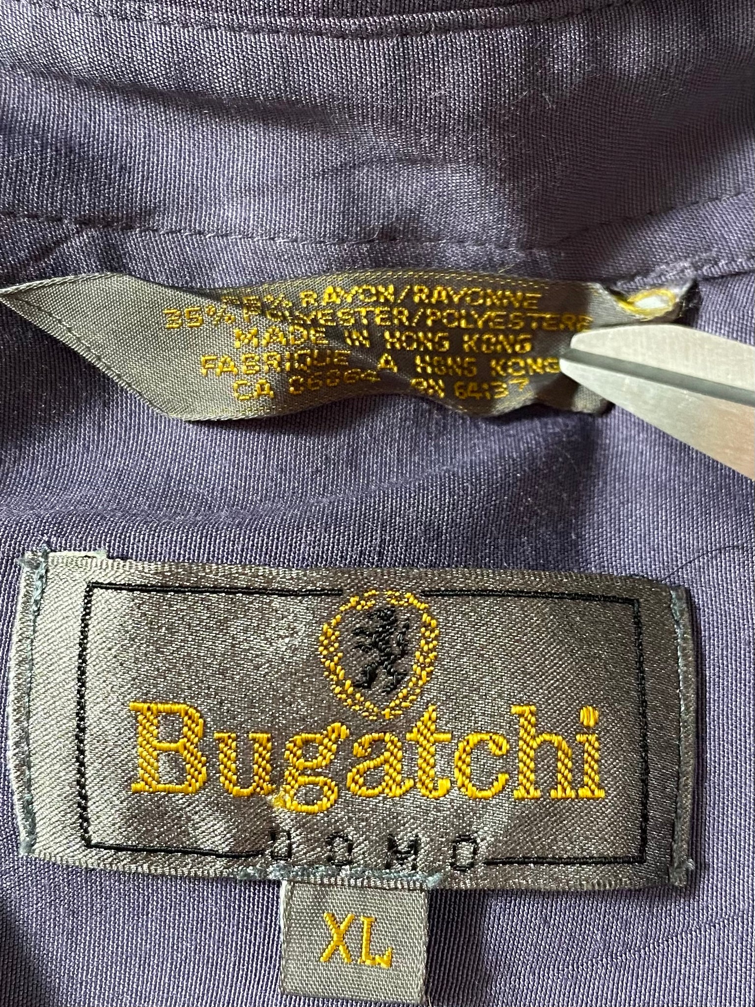 90’s BUGATCHI Size XL Vintage Button Down Shirt / Y222